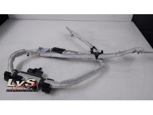 Used Roof curtain airbag, right BMW 1 serie (E87/87N) 118i 16V Price € 45,00 Margin scheme offered by LvS Carparts