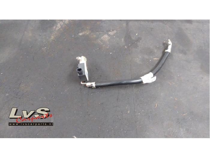 Używane Kabel (rózne) Audi A4 Avant (B8) 2.0 TDI 16V Cena € 25,00 Procedura marży oferowane przez LvS Carparts