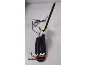 Used GPS antenna Volkswagen Polo V (6R) 1.2 TSI Price € 15,00 Margin scheme offered by LvS Carparts