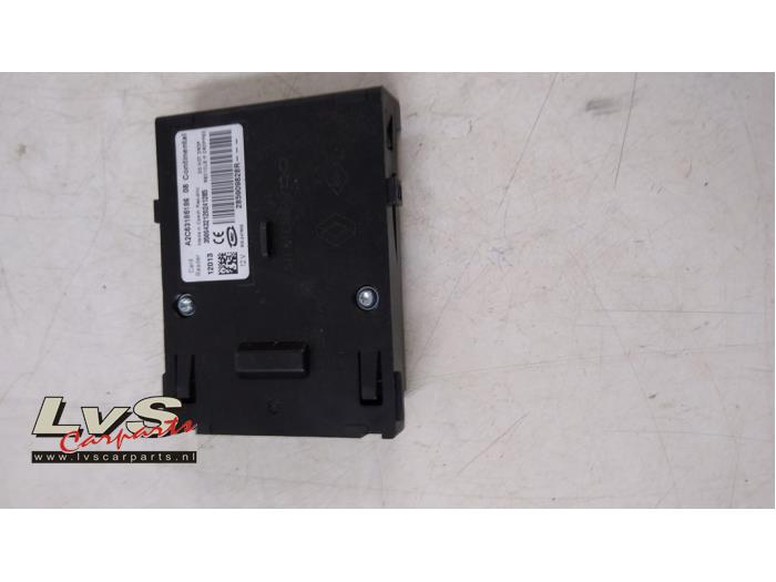 Usagé Divers Renault Grand Scénic III (JZ) Prix € 30,00 Règlement à la marge proposé par LvS Carparts