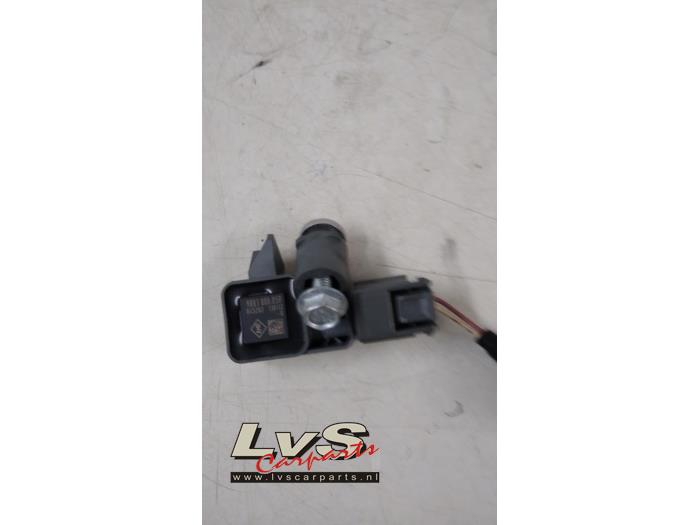 Begagnade Airbagsensor Renault Grand Scénic III (JZ) Pris € 15,00 Marginaltabell erbjuds av LvS Carparts