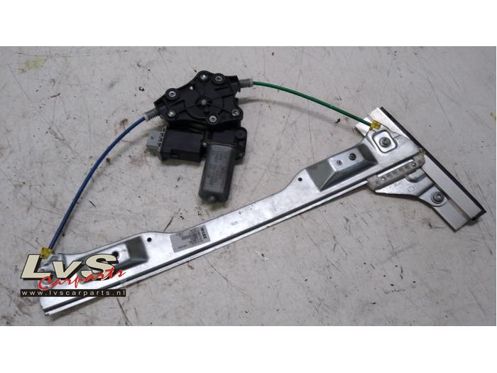 Window mechanism 2-door, front right from a Opel Corsa E 1.4 16V 2019