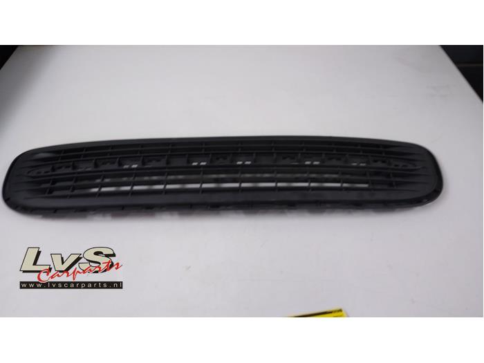 Używane Grill Mini Mini (R56) 1.6 16V Cooper Cena € 40,00 Procedura marży oferowane przez LvS Carparts