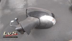 Used Wing mirror, left Renault Clio IV (5R) Price € 45,00 Margin scheme offered by LvS Carparts