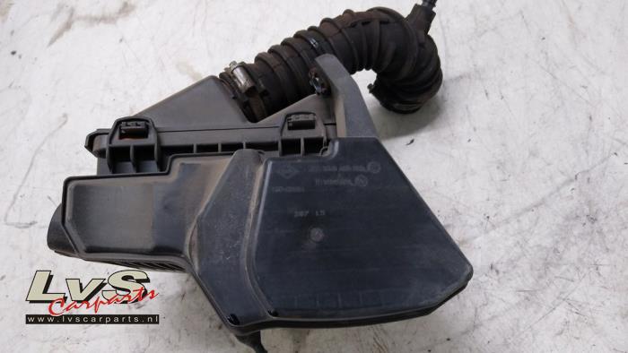 Gebrauchte Luftfiltergehäuse Renault Twingo III (AH) 1.0 SCe 70 12V Preis € 20,00 Margenregelung angeboten von LvS Carparts