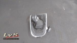 Used Gear stick cover Opel Astra J Sports Tourer (PD8/PE8/PF8) 1.6 CDTI 16V Price € 25,00 Margin scheme offered by LvS Carparts