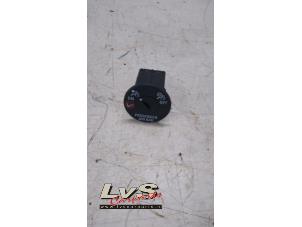Used Airbag lock Opel Astra J Sports Tourer (PD8/PE8/PF8) 1.6 CDTI 16V Price € 8,00 Margin scheme offered by LvS Carparts