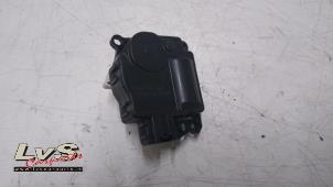 Used Heater valve motor Ford B-Max (JK8) 1.0 EcoBoost 12V 125 Price € 25,00 Margin scheme offered by LvS Carparts
