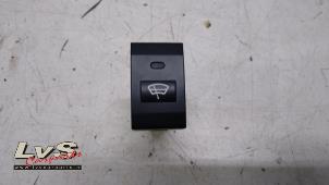 Used Wiper switch Kia Sorento I (JC) 2.5 CRDi 16V Price € 10,00 Margin scheme offered by LvS Carparts