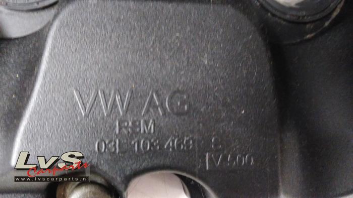Ventildeckel van een Volkswagen Golf VII (AUA) 2.0 TDI 16V 2015