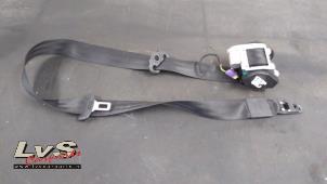 Used Seatbelt tensioner, right Audi A6 Avant (C6) 2.0 TDI 16V Price € 75,00 Margin scheme offered by LvS Carparts