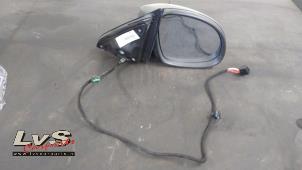 Used Wing mirror, right Volkswagen Tiguan (5N1/2) 1.4 TSI 16V Price € 75,00 Margin scheme offered by LvS Carparts