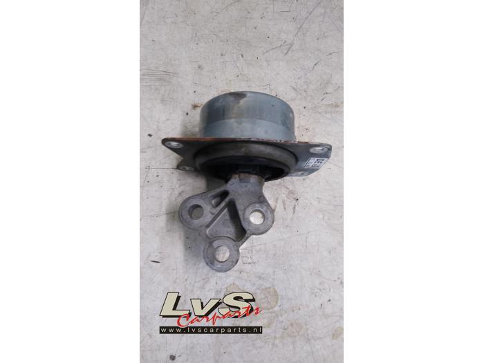 Used Engine mount Opel Insignia Sports Tourer 1.8 16V Ecotec Price € 20,00 Margin scheme offered by LvS Carparts