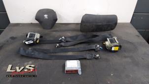 Usagé Set de airbag Peugeot Bipper (AA) 1.3 HDI Prix € 365,00 Règlement à la marge proposé par LvS Carparts