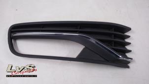 Used Bumper grille Volkswagen Polo VI (AW1) Price € 30,00 Margin scheme offered by LvS Carparts