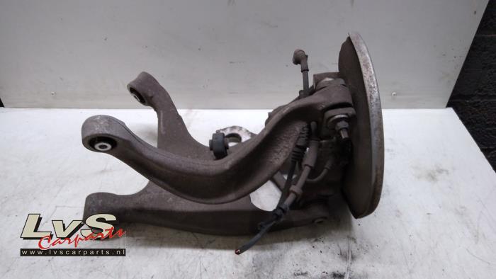 Knuckle, rear right from a Audi Q5 (8RB) 3.0 TDI V6 24V Quattro 2012