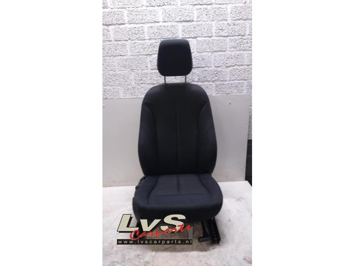 Seat, right from a BMW 1 serie (F20) 114i 1.6 16V 2013