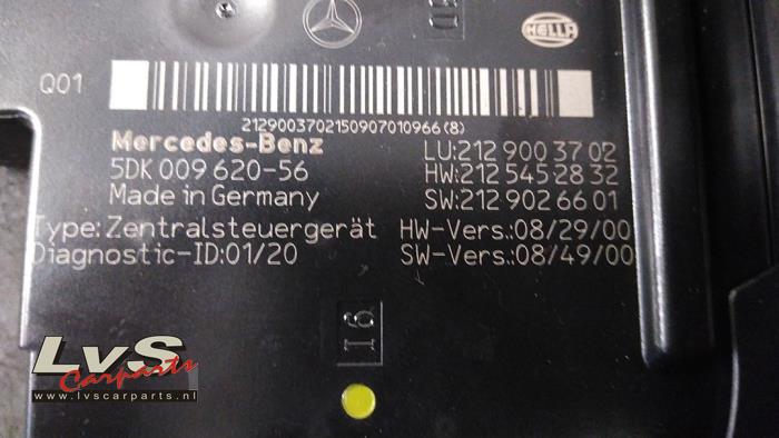 Sicherungskasten van een Mercedes-Benz E (W212) E-220 CDI 16V BlueEfficiency,BlueTEC 2009
