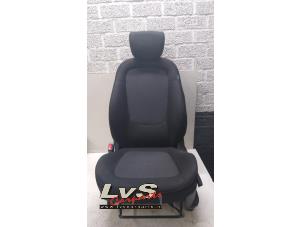 Used Seat, left Hyundai i20 1.2i 16V Price € 70,00 Margin scheme offered by LvS Carparts