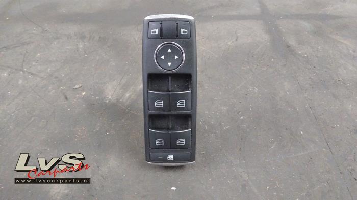Usados Interruptor de ventanilla eléctrica Mercedes E (W212) E-220 CDI 16V BlueEfficiency,BlueTEC Precio € 50,00 Norma de margen ofrecido por LvS Carparts