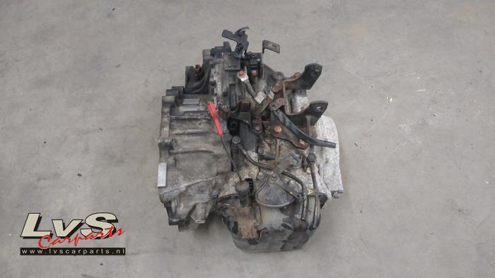 Gebrauchte Getriebe Kia Carens III (FG) 2.0 CRDI VGT 16V Preis € 340,00 Margenregelung angeboten von LvS Carparts