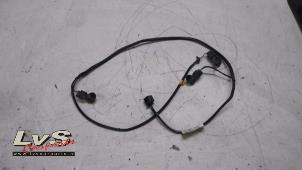 Used PDC Sensor Set Dacia Duster (HS) 1.5 dCi Price € 35,00 Margin scheme offered by LvS Carparts