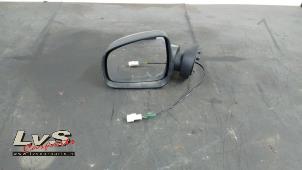 Used Wing mirror, left Dacia Duster (HS) 1.5 dCi Price € 75,00 Margin scheme offered by LvS Carparts