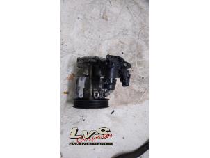 Used Water pump BMW 3 serie Touring (E91) 318i 16V Price € 150,00 Margin scheme offered by LvS Carparts