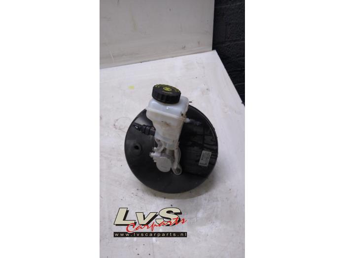 Usagé Servo frein Opel Corsa E 1.2 16V Prix € 42,50 Règlement à la marge proposé par LvS Carparts