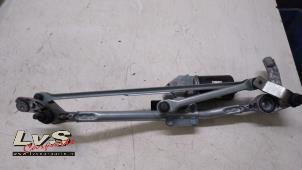 Used Wiper motor + mechanism BMW 3 serie Touring (E91) 318i 16V Price € 25,00 Margin scheme offered by LvS Carparts