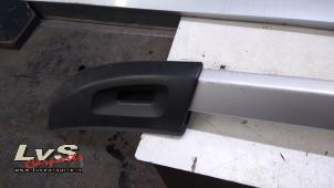 Used Roof rail, left Dacia Duster (HS) 1.5 dCi Price € 95,00 Margin scheme offered by LvS Carparts