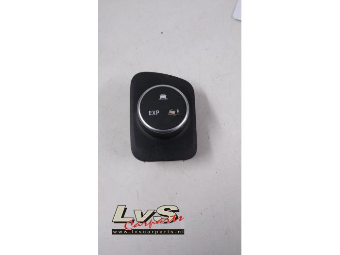 Usados Interruptor ESP Renault Captur I (2R) 0.9 Energy TCE 12V Precio € 145,00 Norma de margen ofrecido por LvS Carparts