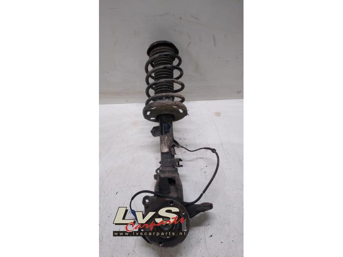 Front shock absorber rod, left from a Peugeot 2008 (CU) 1.5 BlueHDi 100 2018