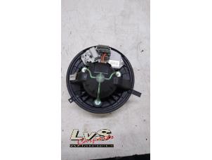 Used Heating and ventilation fan motor BMW 3 serie (E90) 318i 16V Price € 40,00 Margin scheme offered by LvS Carparts