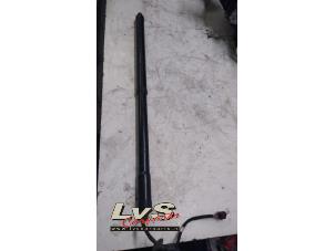 Used Rear gas strut, right Ford C-Max (DXA) 1.6 SCTi 16V Van Price € 95,00 Margin scheme offered by LvS Carparts