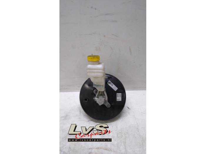 Usagé Servo frein Fiat 500L (199) 1.4 Turbo 16V Prix € 70,00 Règlement à la marge proposé par LvS Carparts