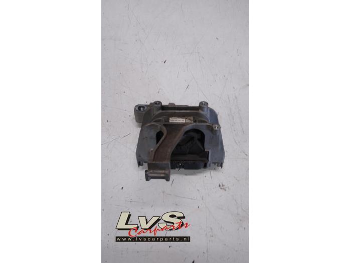 Used Engine mount Skoda Octavia Combi (5EAC) 1.6 TDI GreenTec 16V Price € 18,50 Margin scheme offered by LvS Carparts