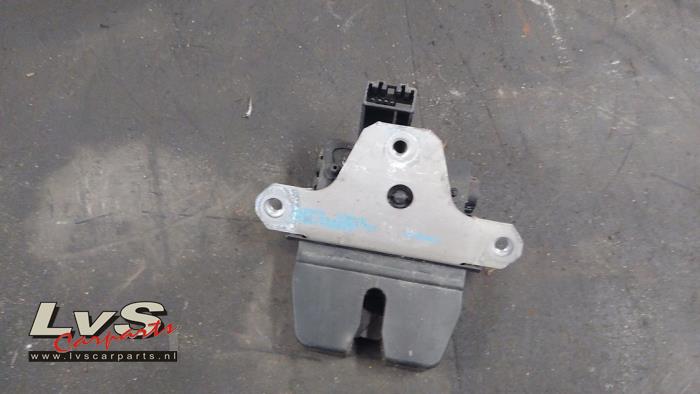 Tailgate lock mechanism from a Ford C-Max (DXA) 1.0 Ti-VCT EcoBoost 12V 100 Van 2012