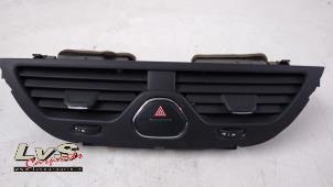 Used Dashboard vent Opel Corsa E 1.2 16V Price € 15,00 Margin scheme offered by LvS Carparts