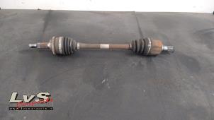 Used Front drive shaft, left Kia Picanto (TA) 1.2 16V Price € 35,00 Margin scheme offered by LvS Carparts