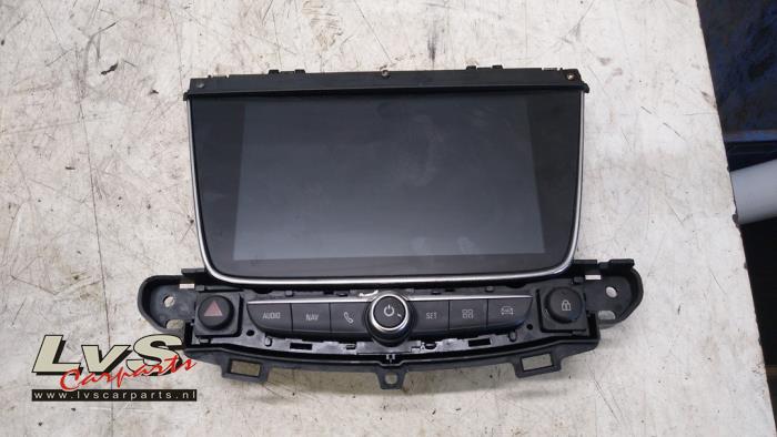 Begagnade Innerdisplay Opel Grandland (X) 1.2 Turbo 12V Pris € 275,00 Marginaltabell erbjuds av LvS Carparts