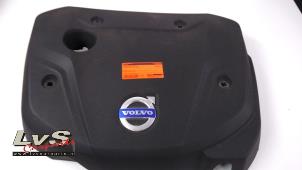 Usados Cobertor motor Volvo V70 (BW) 2.0 D4 16V Precio € 30,00 Norma de margen ofrecido por LvS Carparts