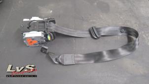 Used Seatbelt tensioner, right Audi Q5 (8RB) 2.0 TDI 16V Quattro Price € 150,00 Margin scheme offered by LvS Carparts