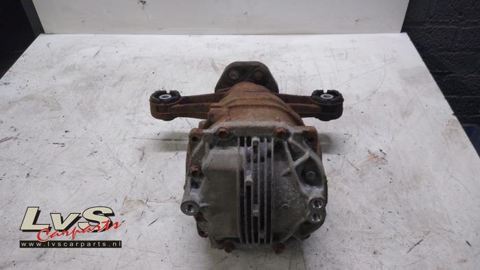 Rear differential from a Lexus IS (E3) 300h 2.5 16V 2014