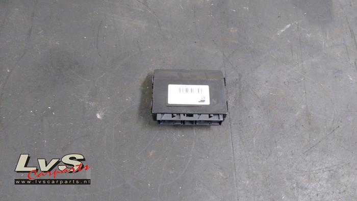 Module (miscellaneous) from a BMW 1 serie (F20) 116i 1.6 16V 2011