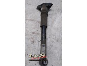 Used Rear shock absorber, left Opel Corsa F (UB/UH/UP) 1.2 12V 75 Price € 60,00 Margin scheme offered by LvS Carparts