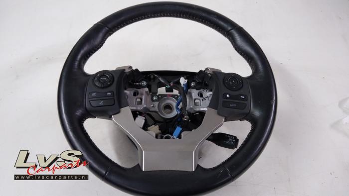 Steering wheel from a Lexus IS (E3) 300h 2.5 16V 2014