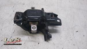 Used Gearbox mount Volkswagen Polo V (6R) 1.2 TDI 12V BlueMotion Price € 15,00 Margin scheme offered by LvS Carparts