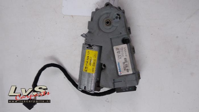 Sunroof motor from a Audi A6 (C5)  2005