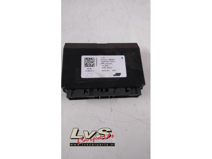 Używane Modul (rózne) Mini Mini (F56) 1.2 12V One Cena € 50,00 Procedura marży oferowane przez LvS Carparts